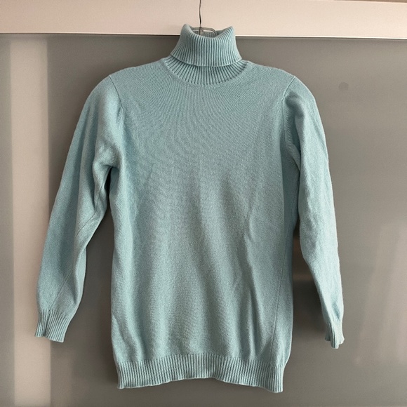 Vintage Scotish Cashmere Turtleneck in Robin’s Egg Blue - Perfect Condition - Picture 1 of 10